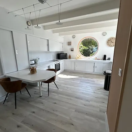 ヴィラ Maison De - Vue Avec Piscine カランテック