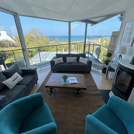 Maison De - Vue Avec Piscine カランテック